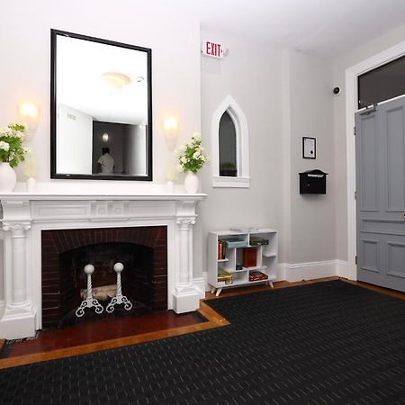 Stylish Studio On Newbury St, This Is Boston! #12 المظهر الخارجي الصورة