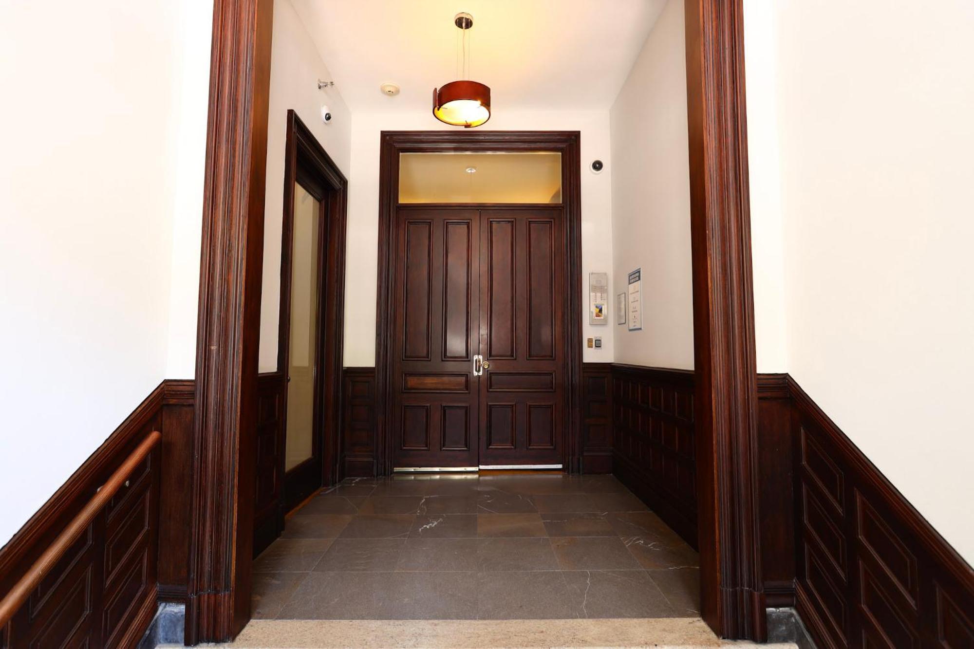Stylish Studio On Newbury St, This Is Boston! #12 المظهر الخارجي الصورة